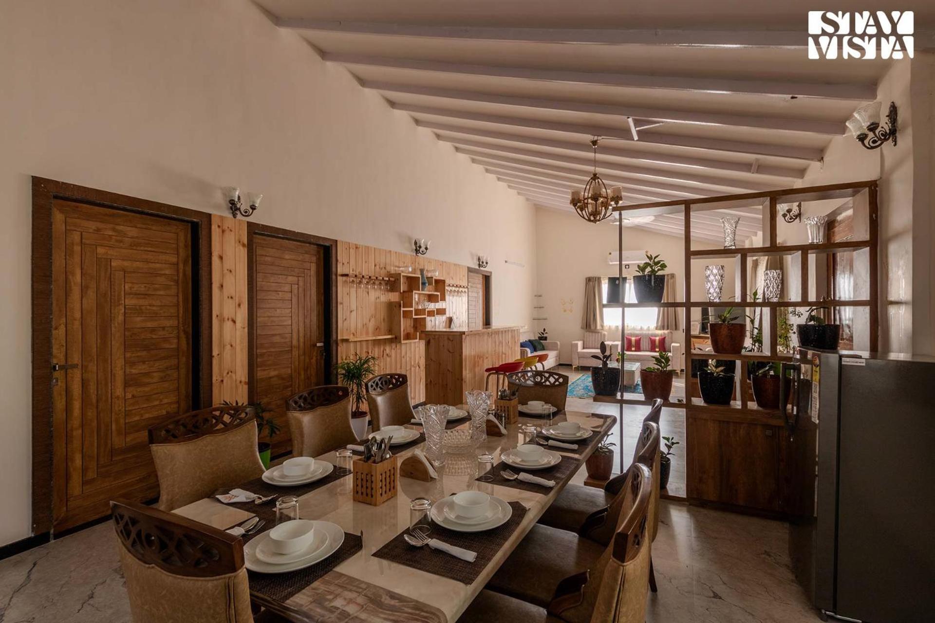 Stayvista'S Harvest Haven - Pool-View Villa With Deck & Machan Near Sula Nashik Bagian luar foto